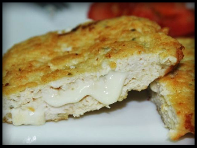 Hamburguesas Pechugon rellenas con queso